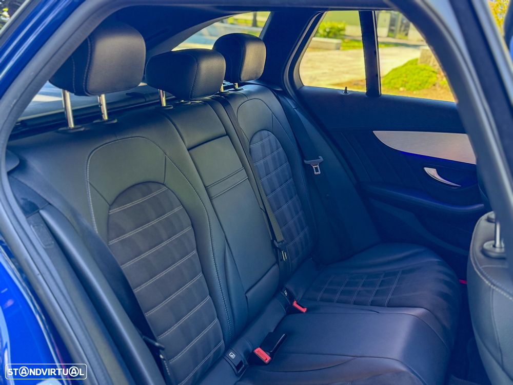 Mercedes-Benz C 300 de AMG Line - 14