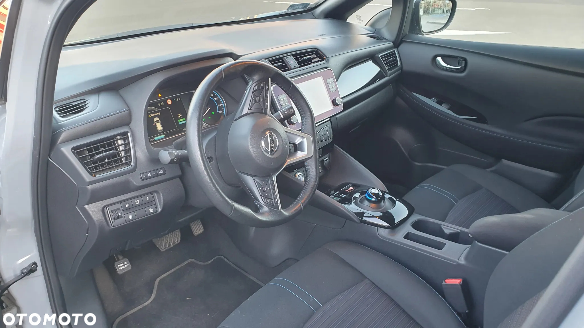 Nissan Leaf - 9