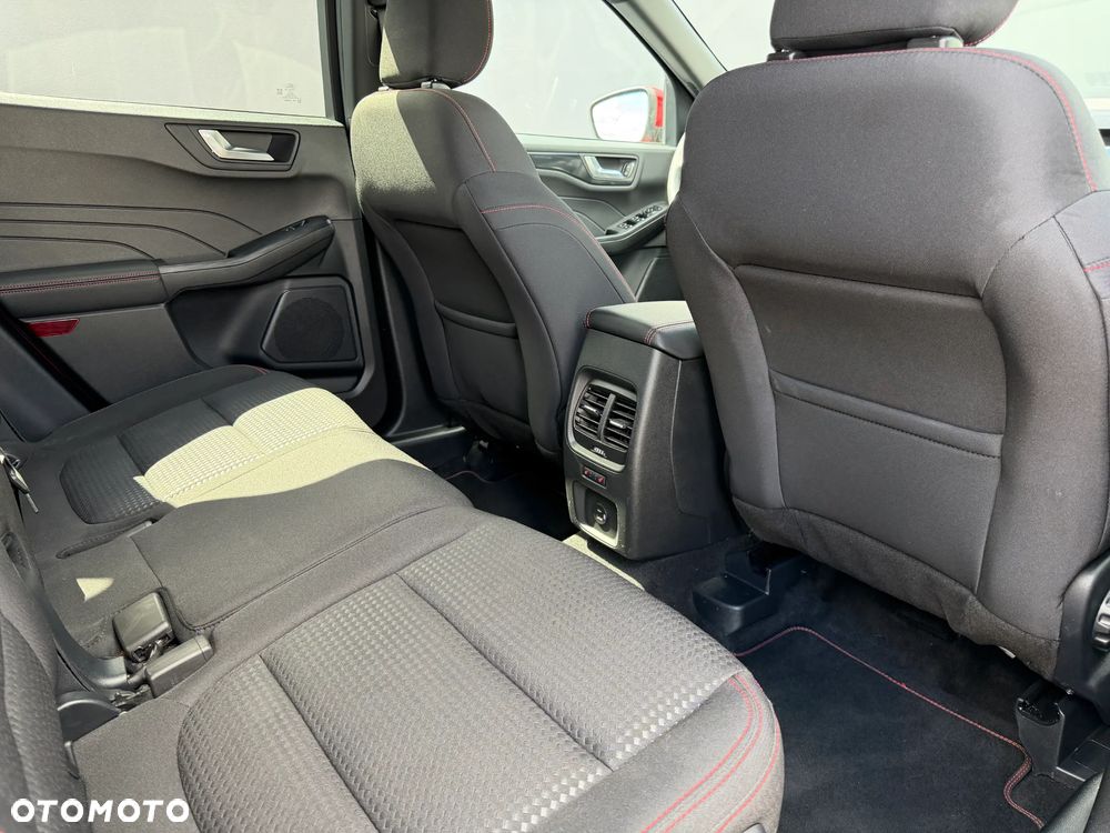 Ford Kuga 1.5 EcoBoost FWD ST-Line - 28