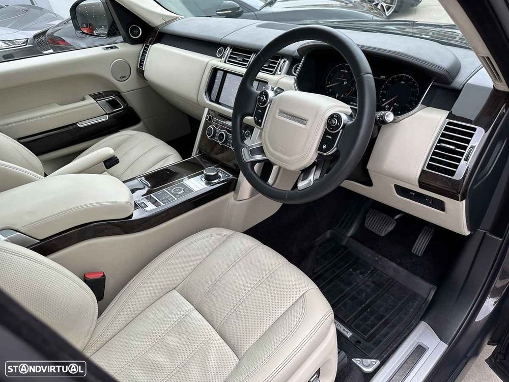 Land Rover Range Rover V8 Supercharged Autobiography Black - 23