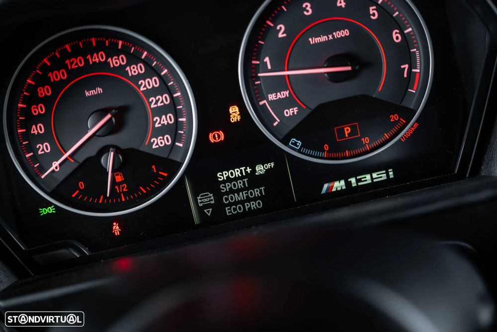 BMW M135i xDrive - 14