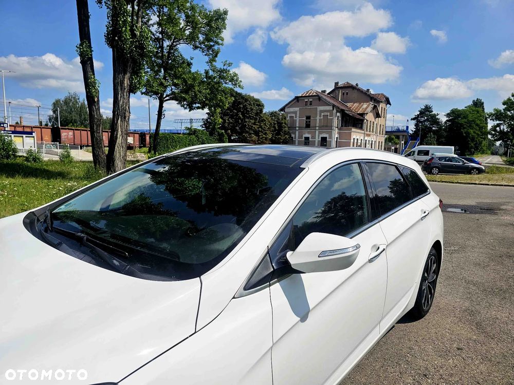 Hyundai i40 Kombi 1.7 CRDi Premium - 10