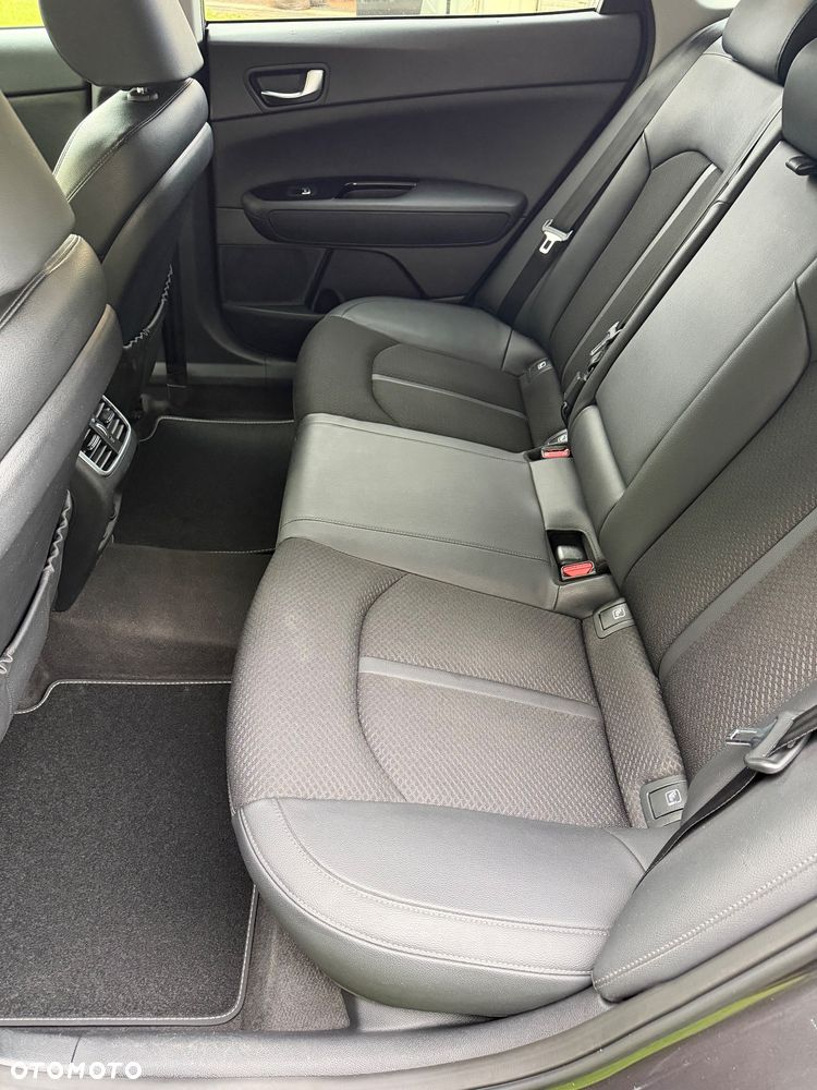 Kia Optima 1.6 T-GDI L DCT - 16
