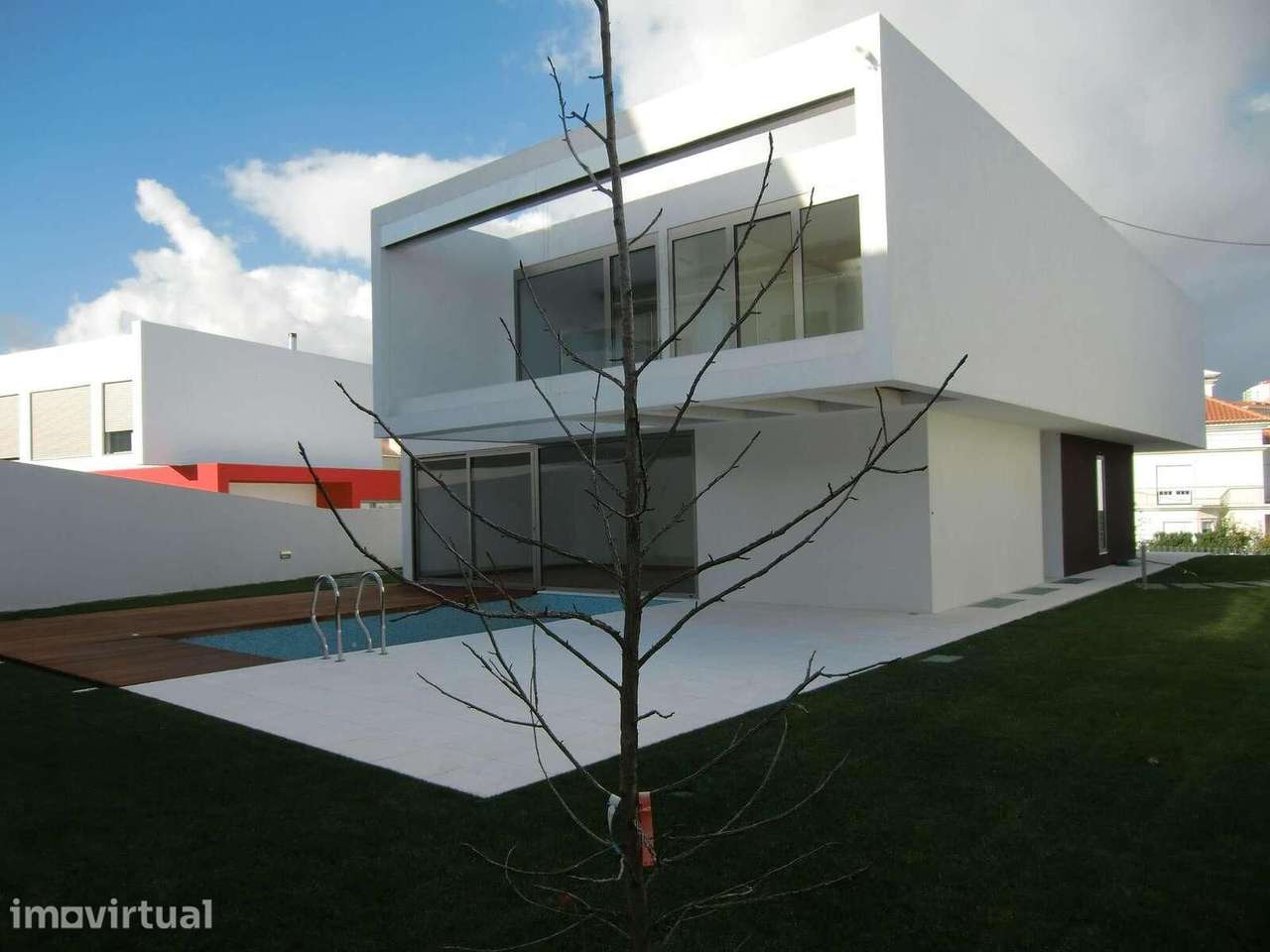 Moradia T4 com piscina, Carnaxide, Oeiras - Grande imagem: 3/46