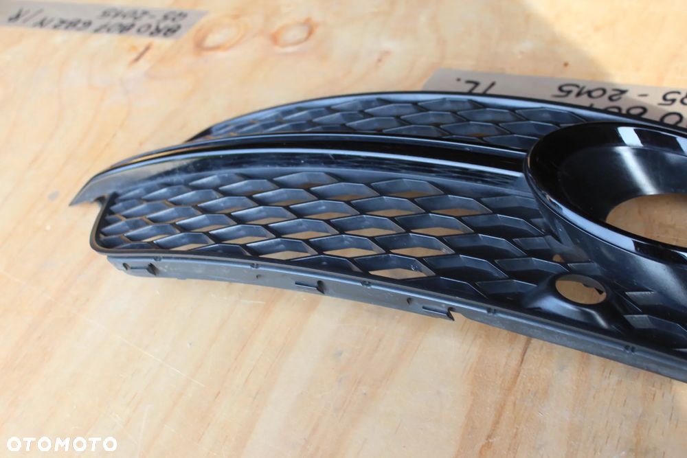 KRATKA ZDERZAKA LEWA AUDI Q5 8R0 LIFT S LINE 8R0807681S 2014 - 6