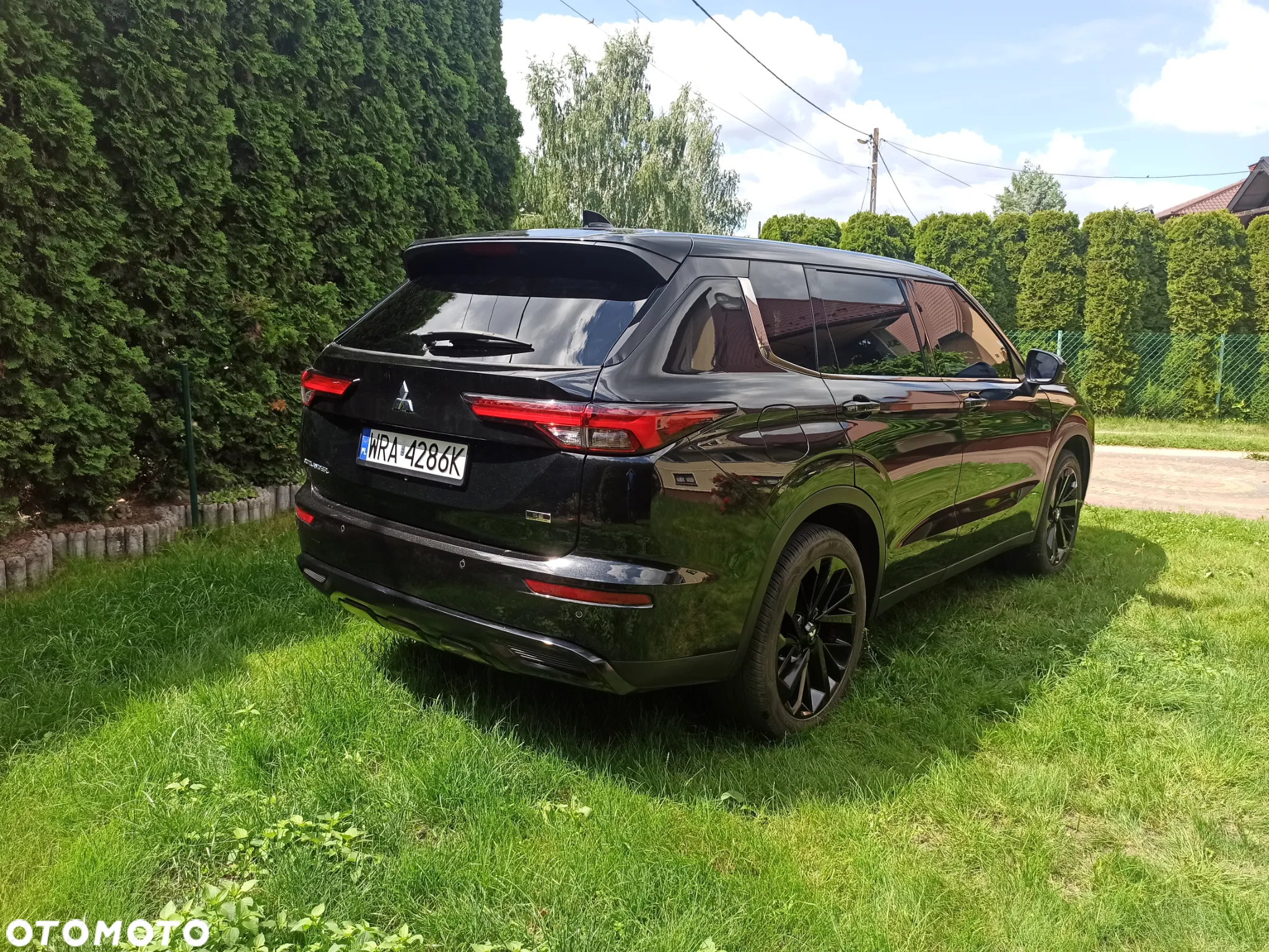 Mitsubishi Outlander - 8