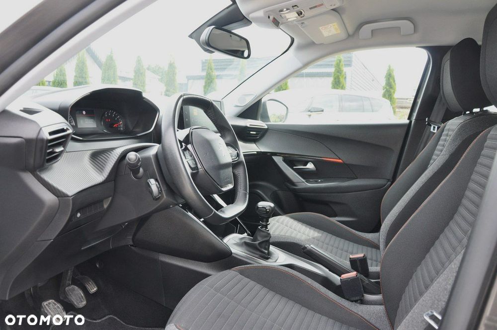 Peugeot 2008 1.2 PureTech Active S&S - 13