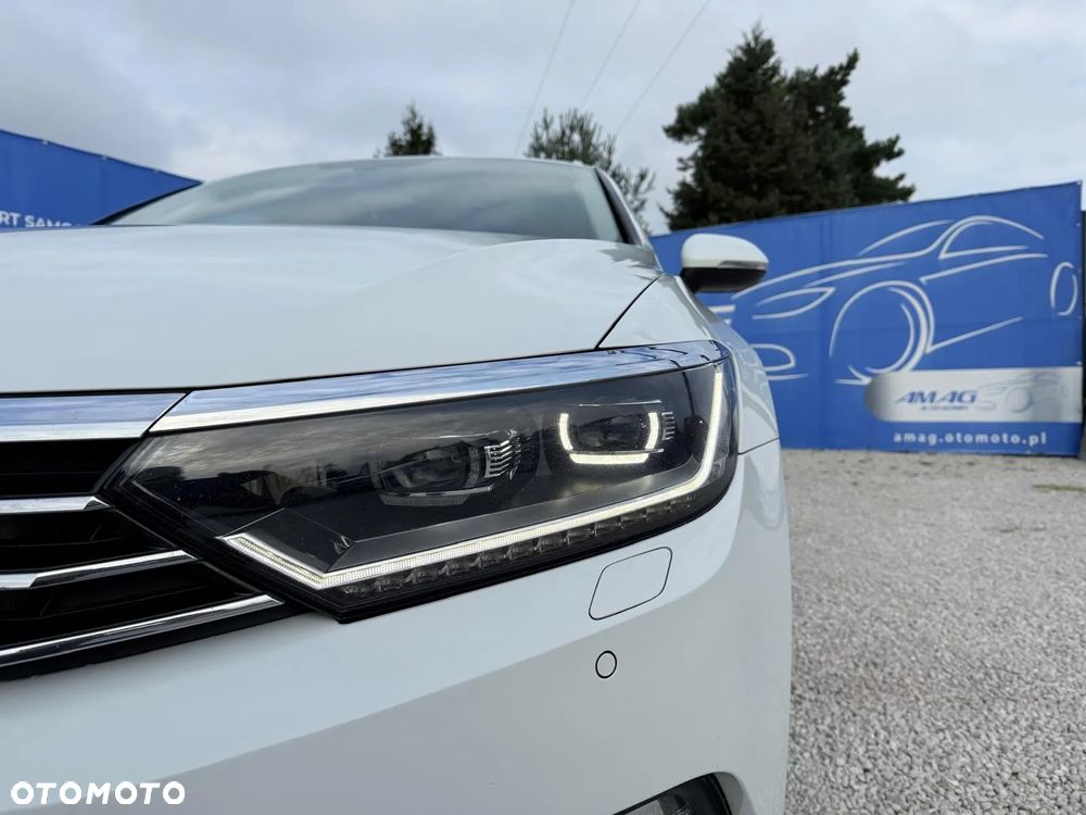 Volkswagen Passat Variant 1.6 TDI SCR DSG - 10