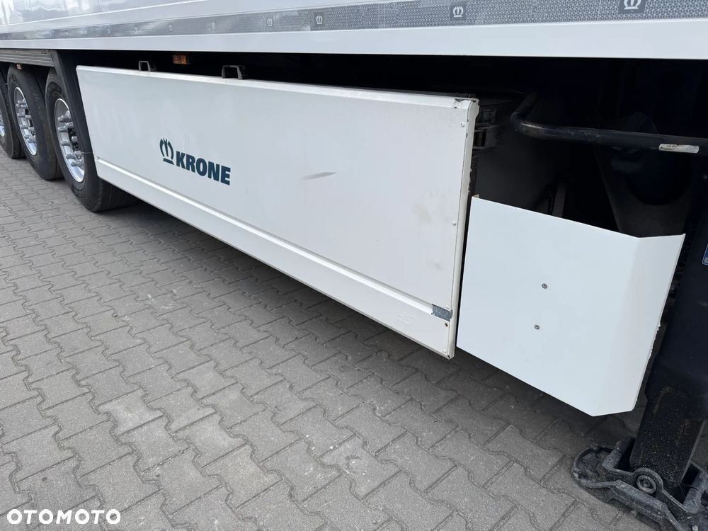 Krone Chłodnia ,Doppelstock , Carrier Vector 1550 - 22