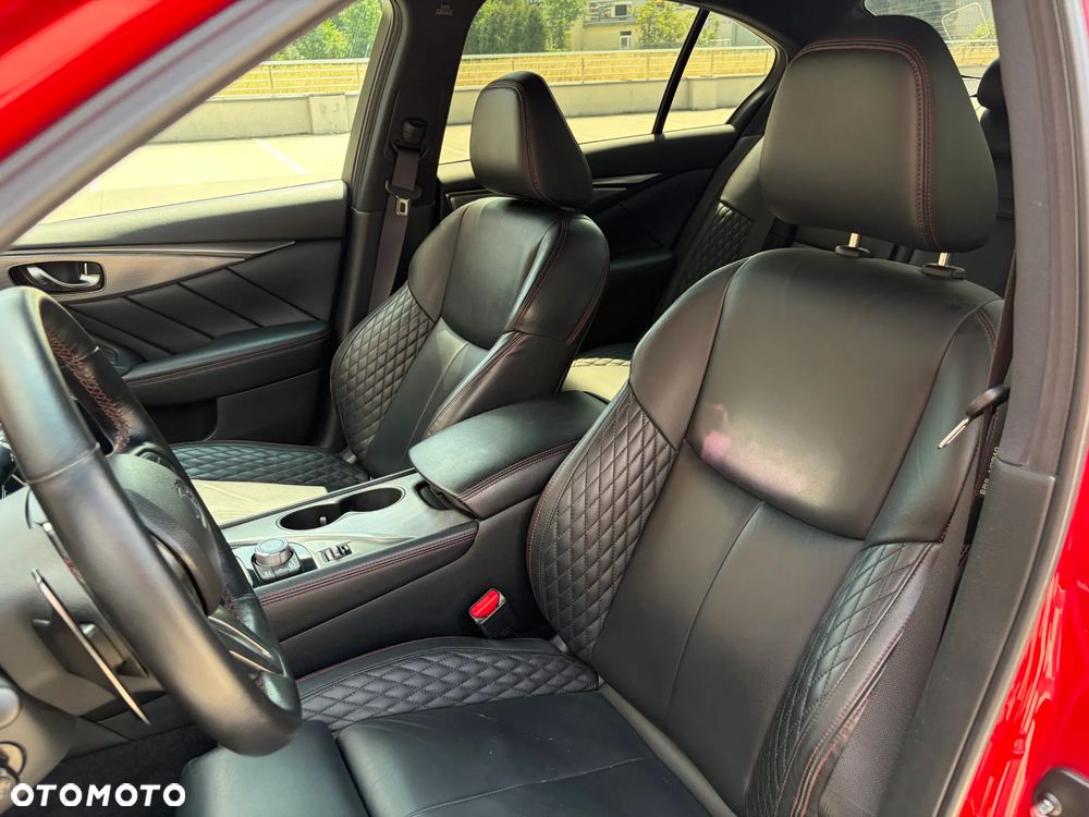 Infiniti Q50 Q50S 3.0t Sport Tech - 18