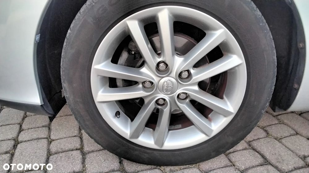 Toyota Auris 1.6 Life+ - 25