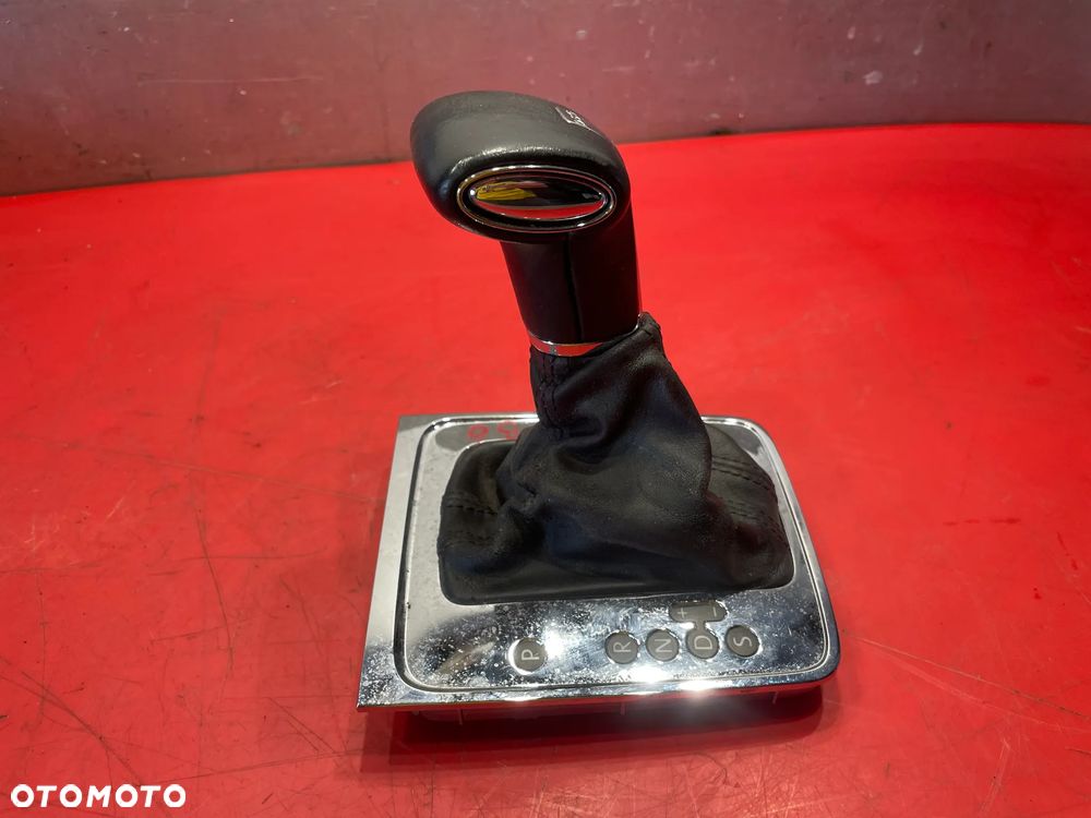 GAŁKA ZMIANY BIEGÓW VW PASSAT B6 3C1713203A