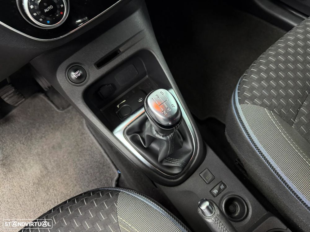 Renault Captur 0.9 TCE Exclusive XMOD - 22