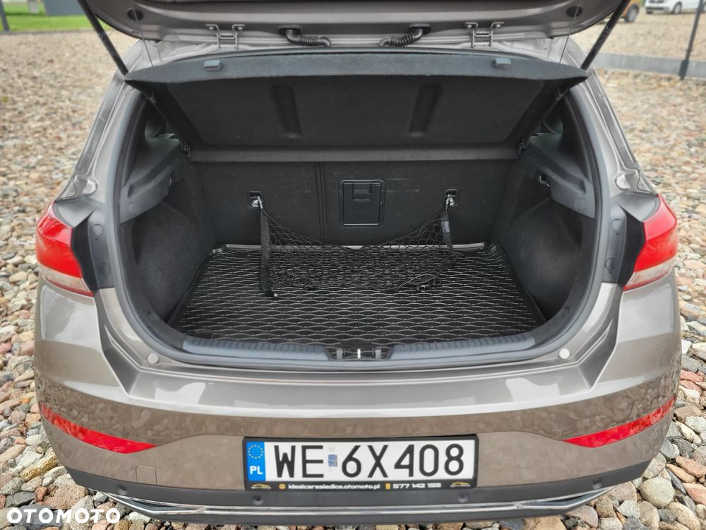 Hyundai i30 1.5 DPI Smart - 22
