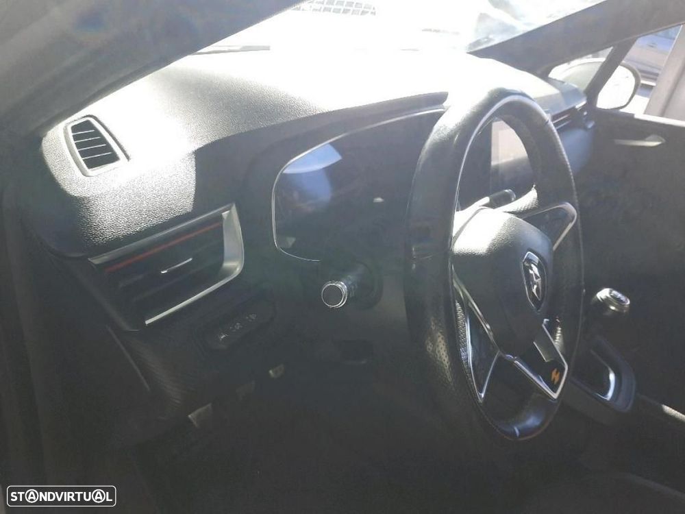 Renault Clio 1.5 Blue dCi RS Line - 3