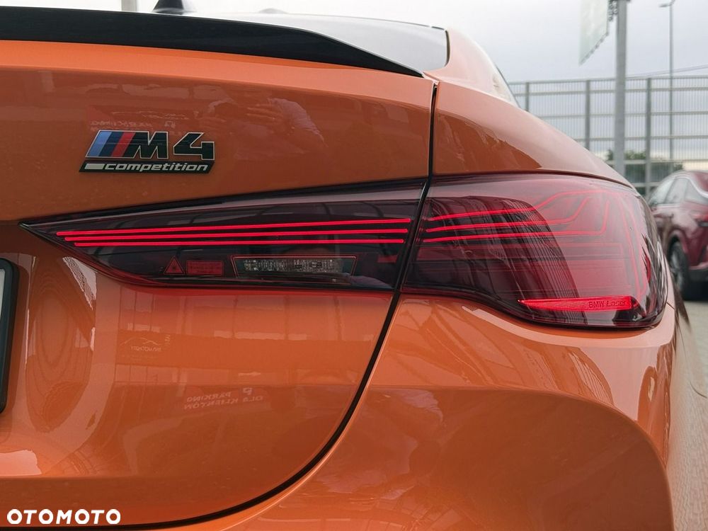 BMW M4 Competition M xDrive - 25