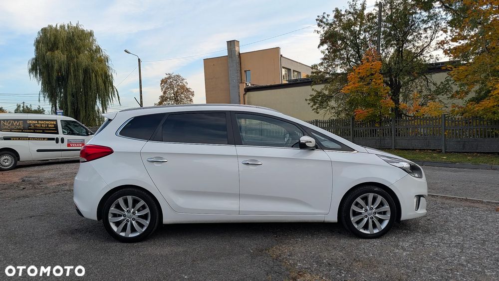 Kia Carens 1.6 GDI Attract - 3
