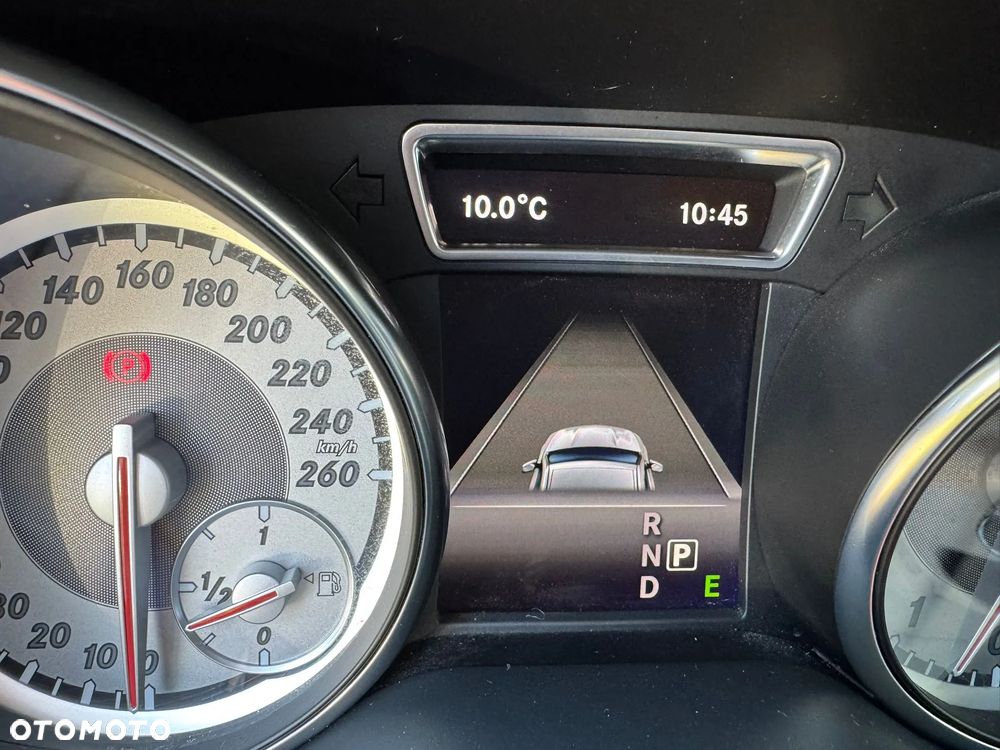 Mercedes-Benz GLA 250 4Matic 7G-DCT Edition 1 - 32