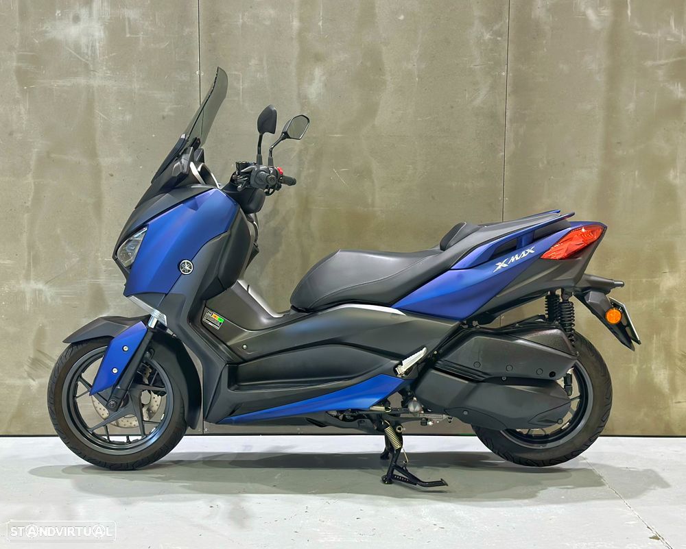 Yamaha X-Max 300 - 2