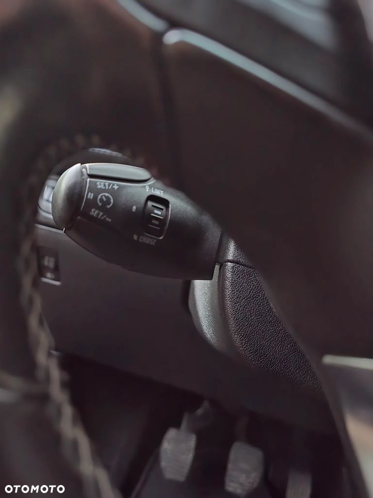Peugeot 2008 - 19