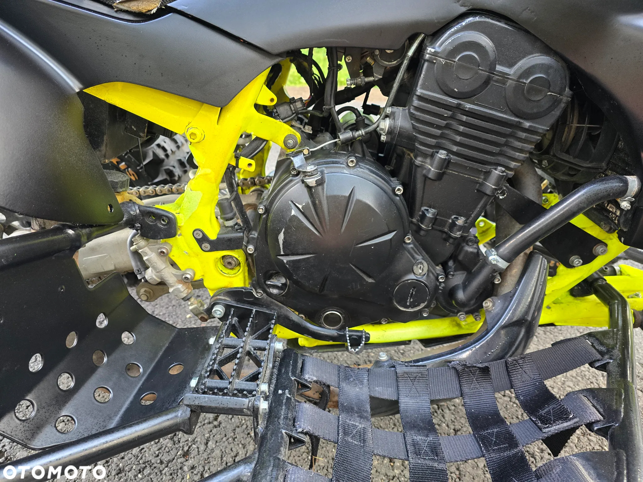 Yamaha YFZ - 11