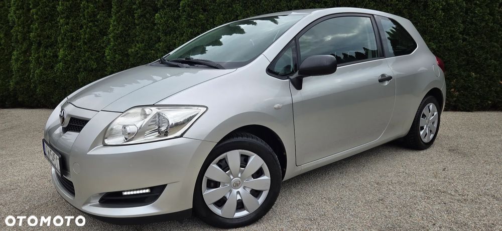 Toyota Auris 1.33 VVT-i Life - 4