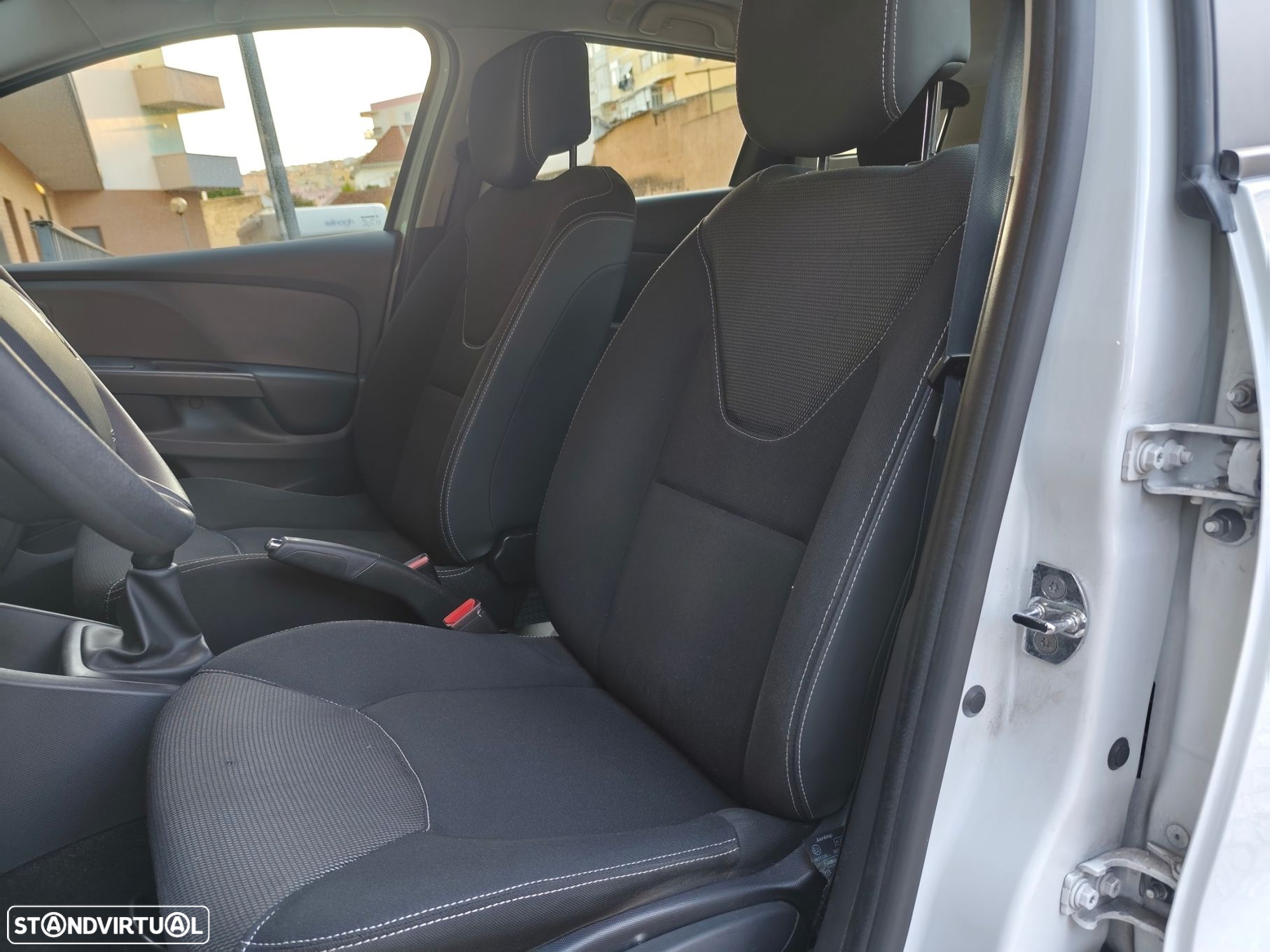 Renault Clio Sport Tourer 0.9 TCE Limited - 5