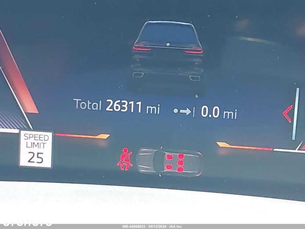 BMW X7 - 12