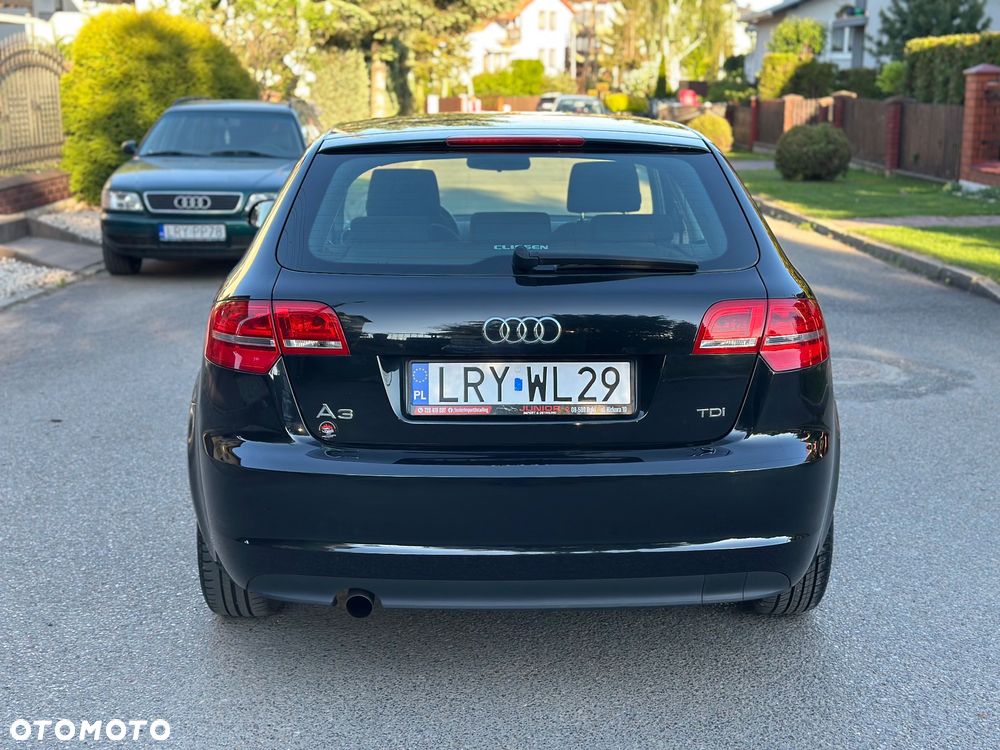 Audi A3 Sportback 1.6 TDI DPF Attraction - 6