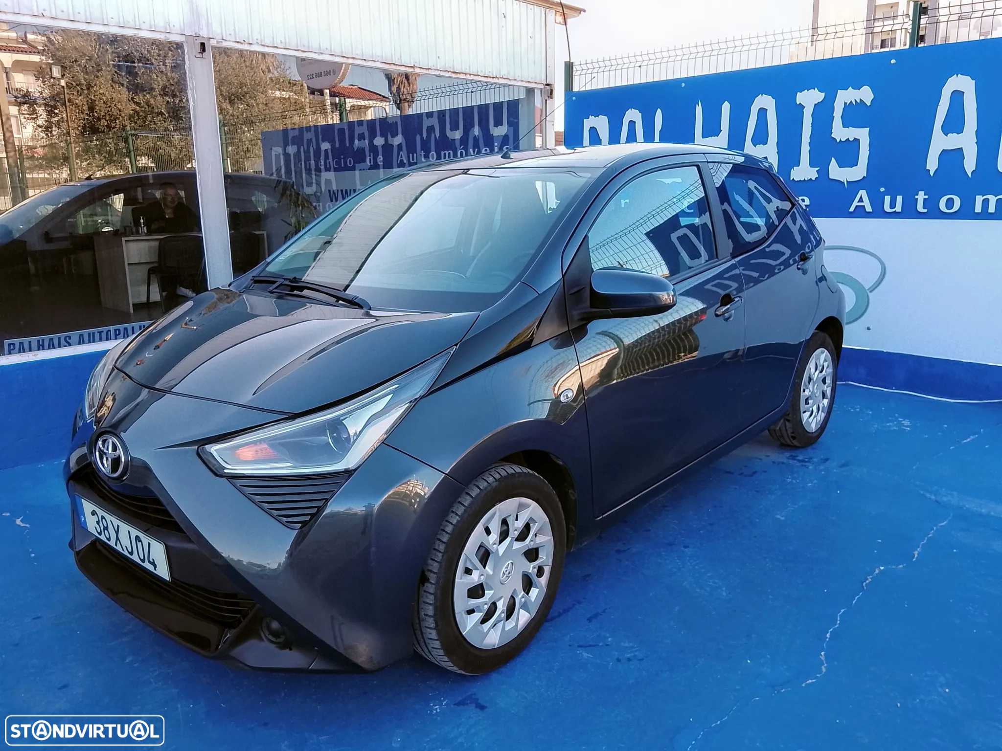 Toyota Aygo 1.0 X-Play+X-Touch - 4