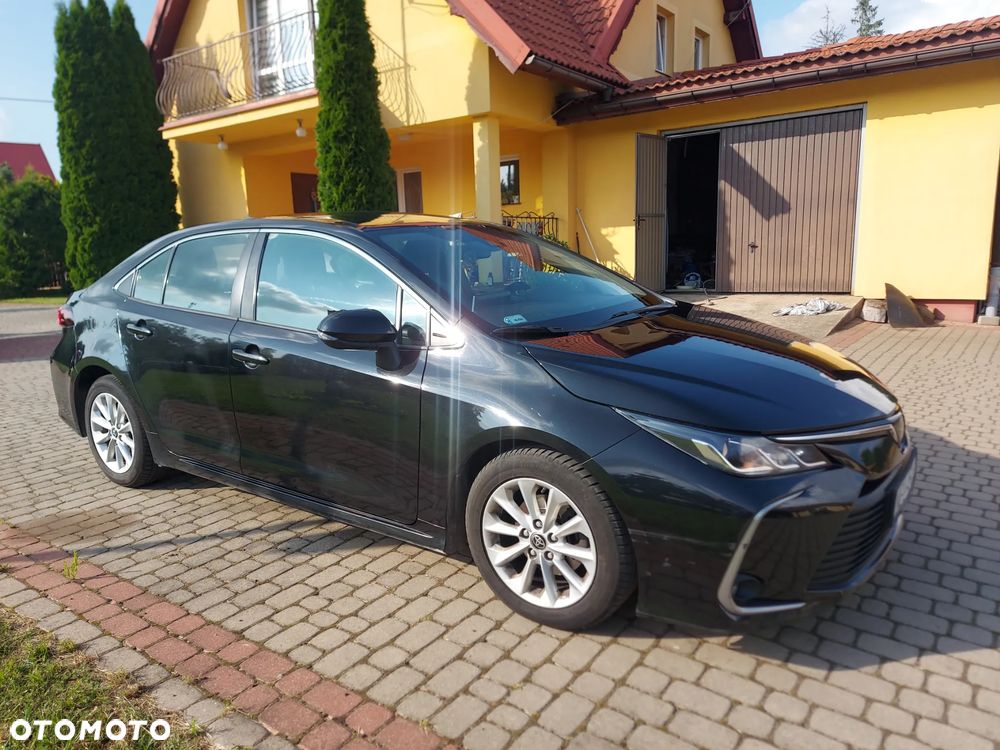 Toyota Corolla - 2