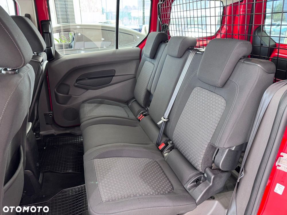 Ford Transit Connect - 13