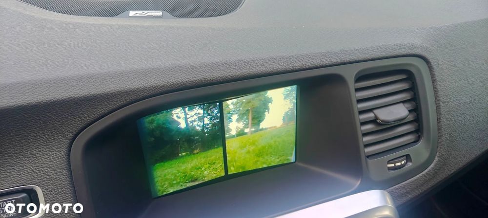 Volvo V60 D4 Summum - 26
