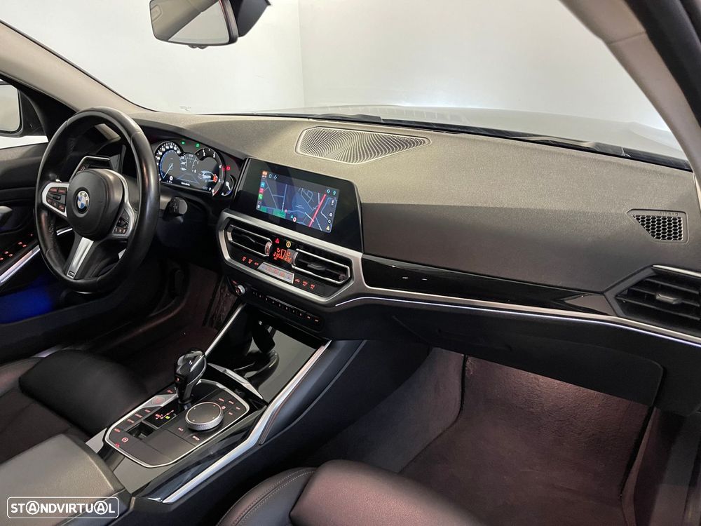 BMW 318 d Touring Pack M Auto - 13