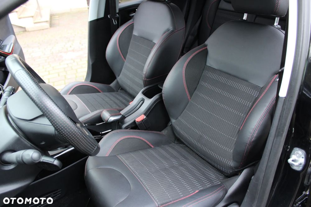 Peugeot 2008 PureTech 110 Stop&Start GT-Line Edition - 22