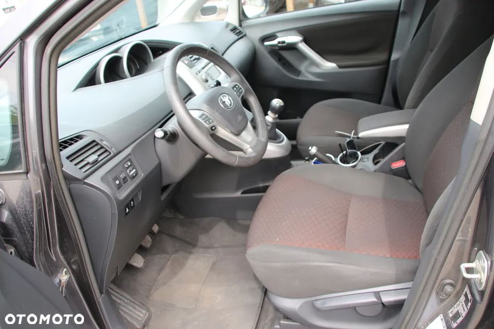 Toyota Verso 2.0 D-4D Travel - 12