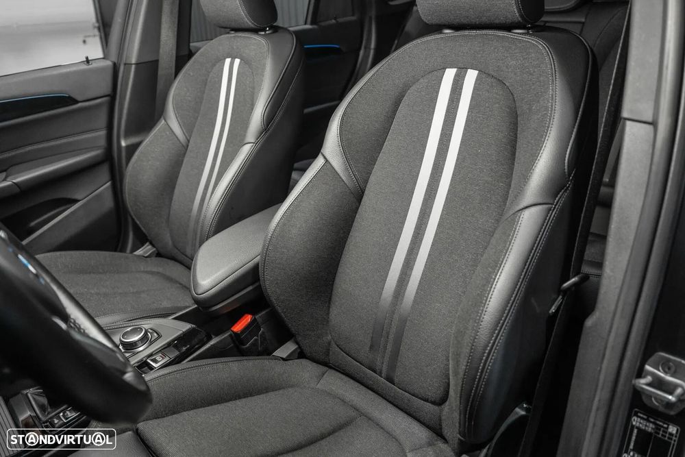 BMW X1 xDrive25e Pack Desportivo M - 21