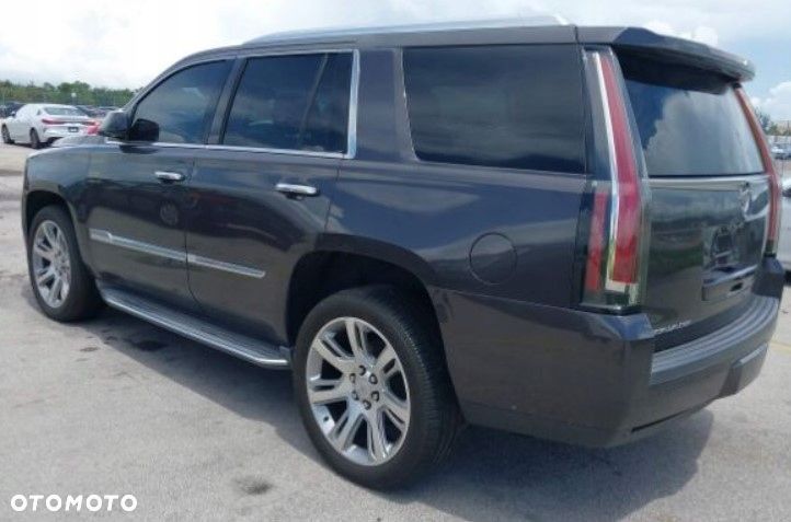 P2 CADILLAC ESCALADE IV 2014 - SZKIELET WZMOCNIENIE DESKI KONSOLI - 10