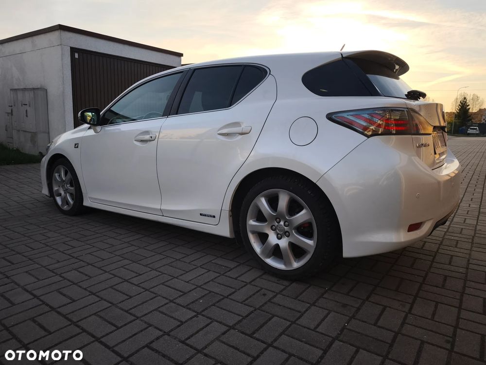 Lexus CT F SPORT - 13