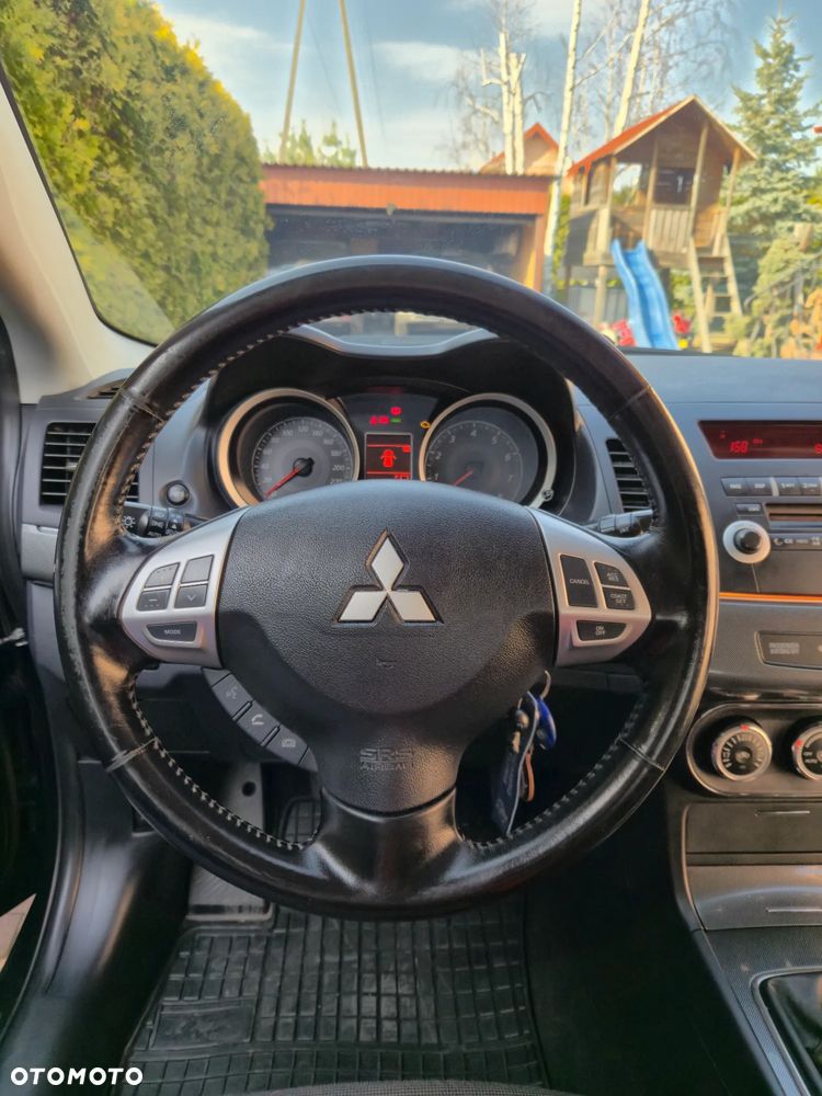 Mitsubishi Lancer 1.8 Inform - 18