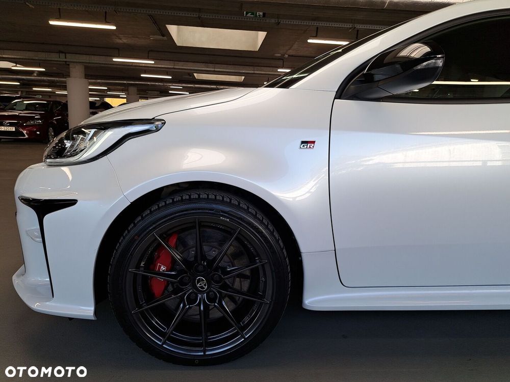 Toyota Yaris - 35
