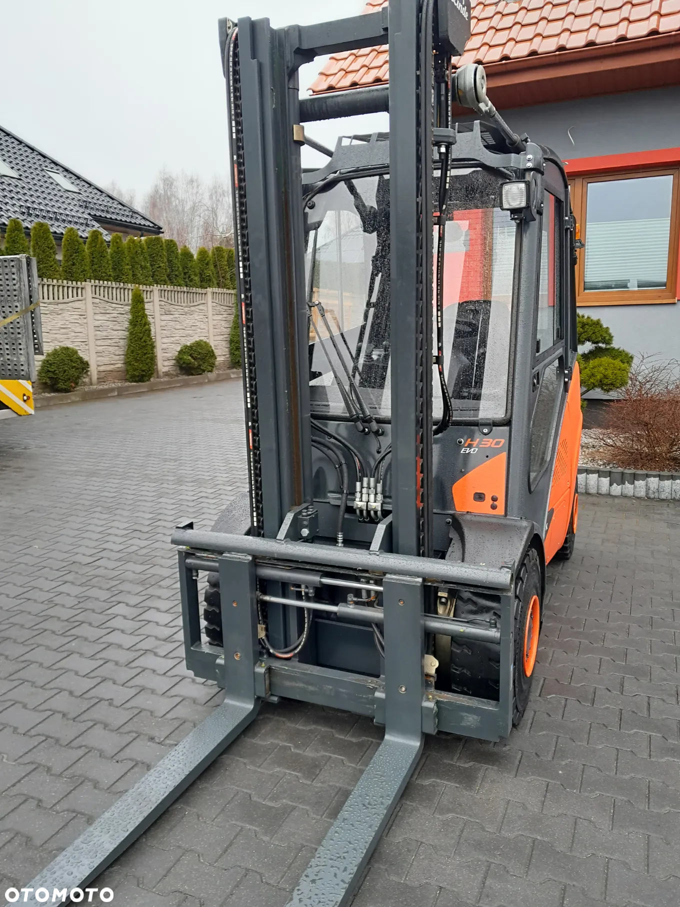 Linde H30T-02 - 5