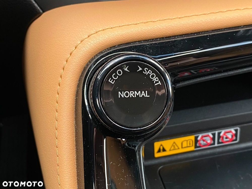Lexus NX 350h Prestige AWD - 32