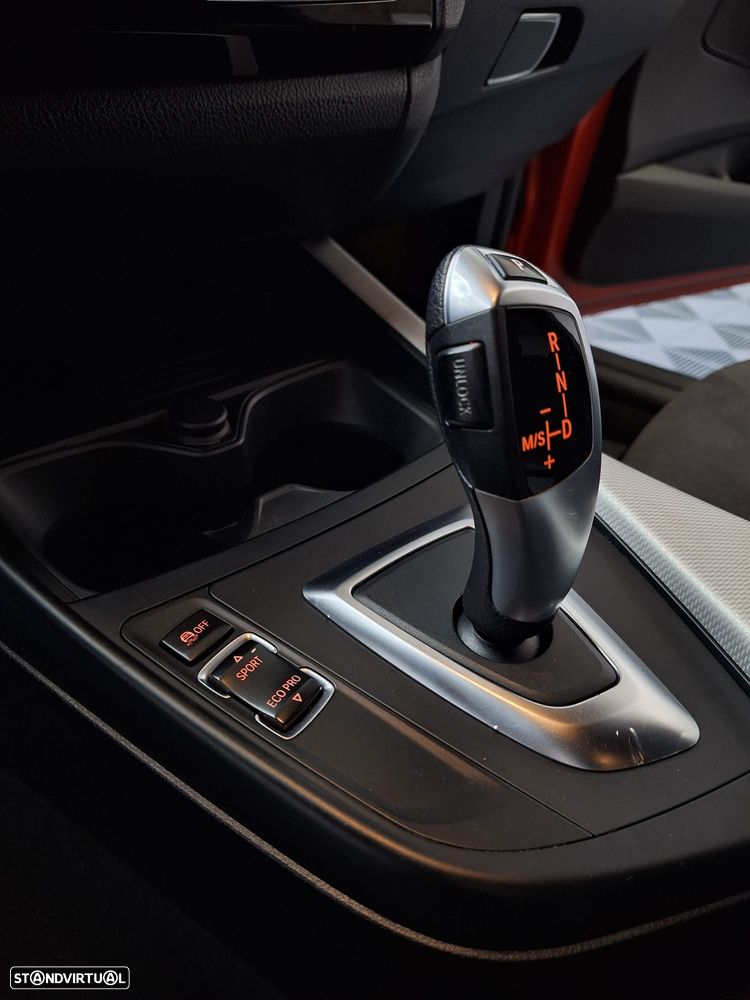 BMW 118 d Pack M Auto - 5