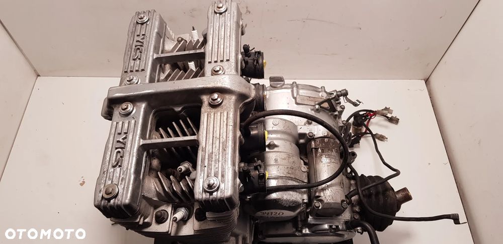 Yamaha XJ900 Diversion - Silnik - 3