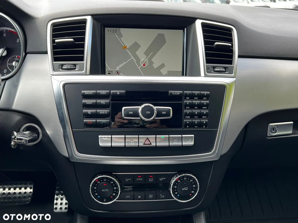 Mercedes-Benz ML 350 BlueTEC 4MATIC 7G-TRONIC - 16