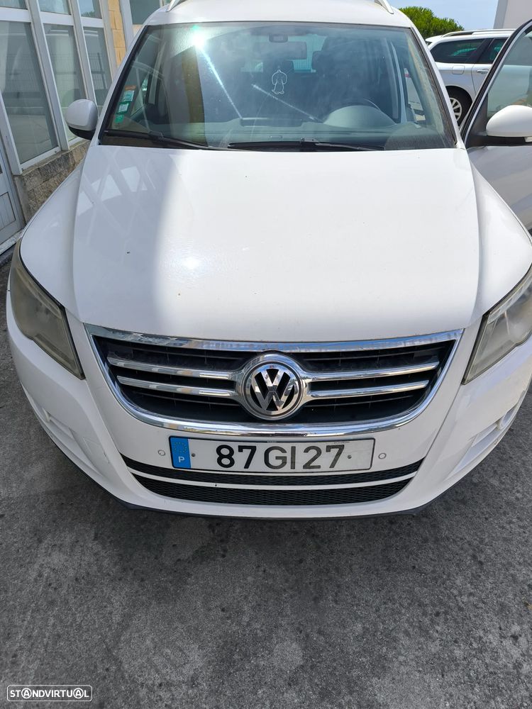 VW Tiguan 1.4 TSI Sport 4Motion - 1