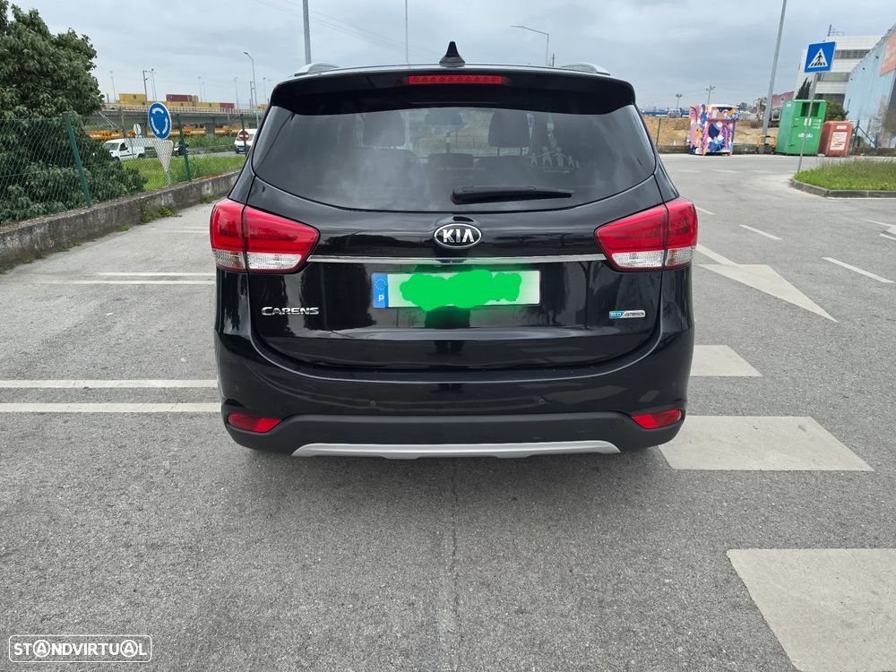 Kia Carens 1.7 CRDi ISG EX - 4