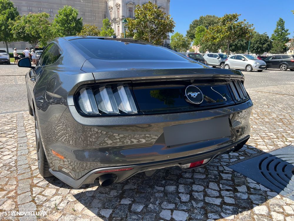 Ford Mustang 2.3 Eco Boost - 14
