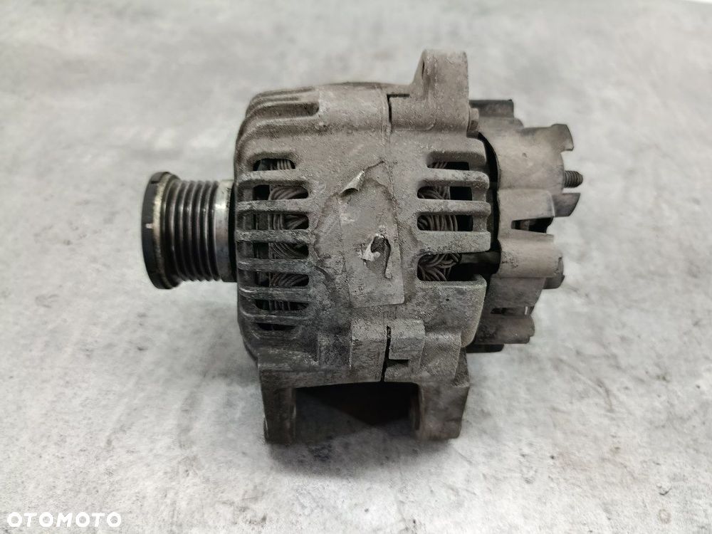 ALTERNATOR RENAULT MASTER II 8200667603  TG11C062  2543560A  VALEO 2.5 DCI - 3